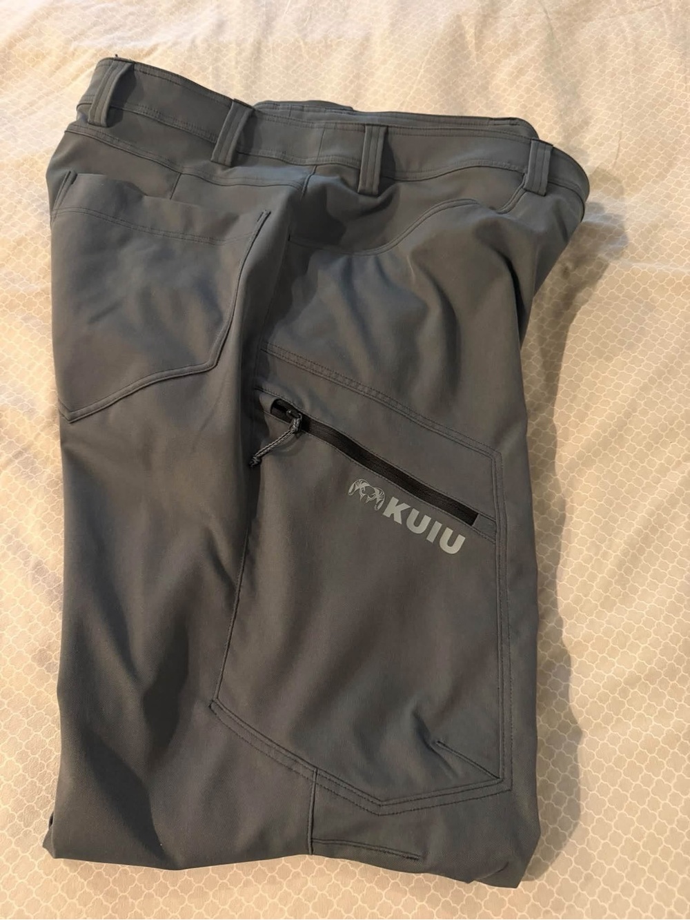 KUIU Men's Gray Sierra Pants